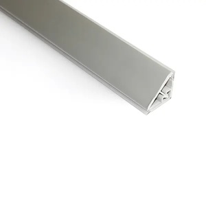 Lajsna PVC trouglasta rebratsa 50/66.400/MR